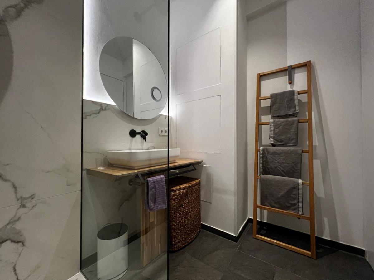 Neues Exclusives 2 Schlafzimmer Apartment ハンブルク エクステリア 写真
